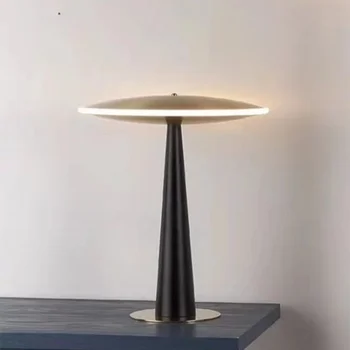 OZN moderne Lampă de Masă de Metal Acrilic Lumini De Tabel de Canapea În Camera de zi Dormitor Home Deco Studiu în Picioare de Lămpi de Iluminat Interior